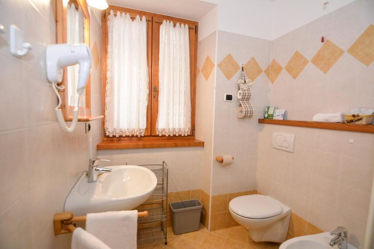Room&Breakfast Cà mea Dina Bezzecca Extérieur photo